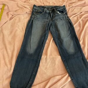 American Eagle Outfitters Women's Dark Wash Straight Leg Jeans